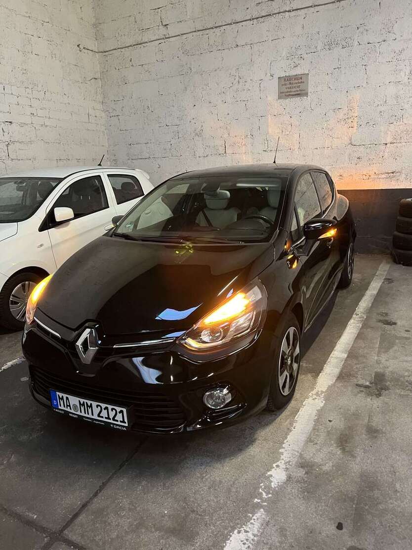 Renault Clio 103.500 km 8.900 € Mannheim 68165