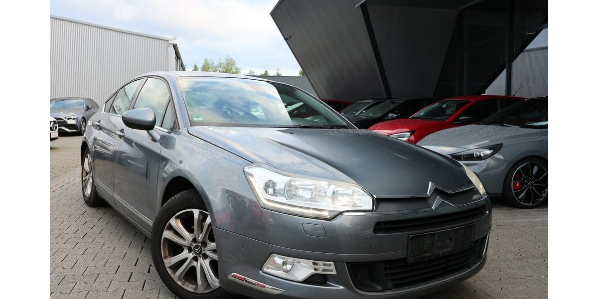 Citroen C5 2.0 HDI EXCLUSIVE / LEDER / NAVI+ 180.000 km 4.402 &euro; Hamm 59077