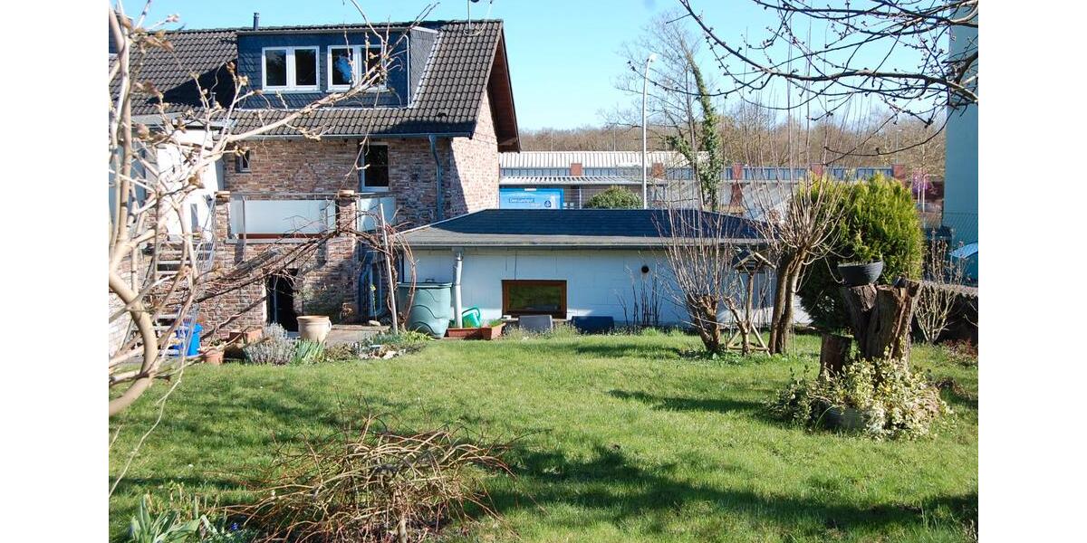 Doppelhaushälfte Mönchengladbach West - 5 Zimmer, 102 m&sup2;, 320.000&euro; | Angebot:26041510