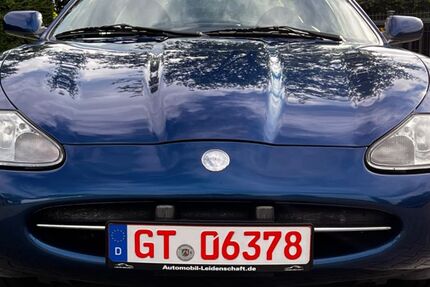 Jaguar XK8 82.100 km 25.900 &euro; Harsewinkel 33428