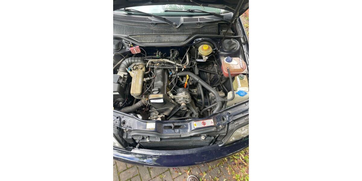 Audi A6 160.000 km 4.500 &euro; Ellefeld 08236