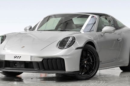 Porsche 992 9.900 km 199.900 &euro; Düsseldorf 40468