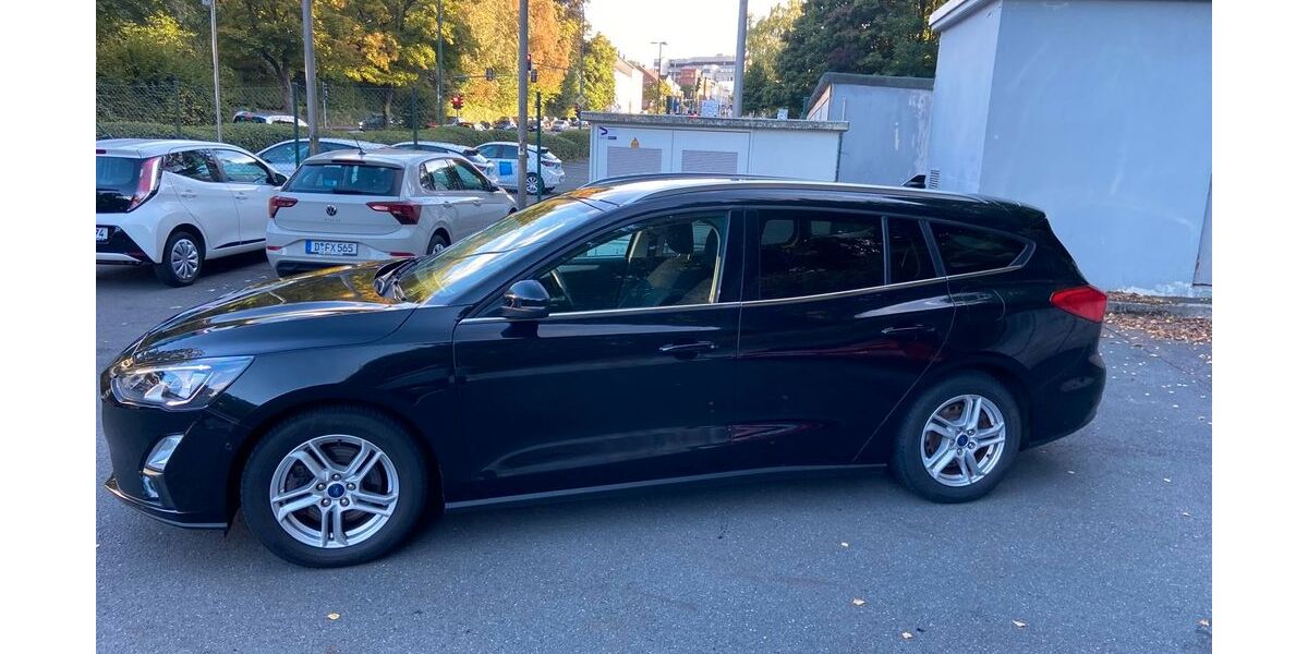 Ford Focus 101.000 km 9.999 &euro; Lüdenscheid 58507
