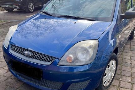 Ford Fiesta 123.700 km 1.850 &euro; Kiel 24145