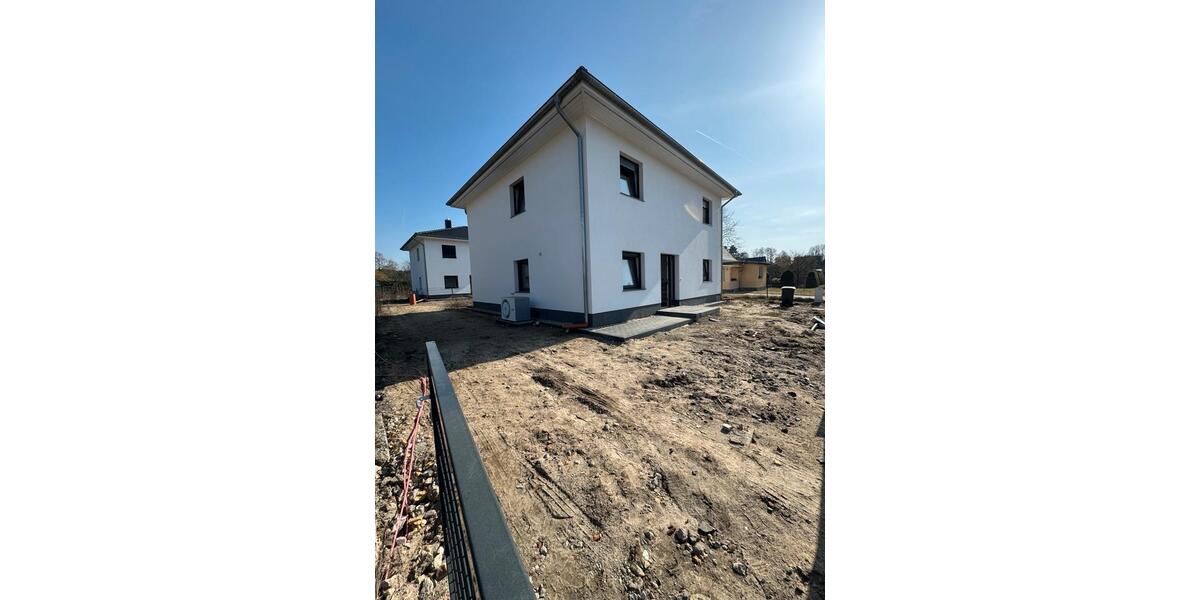 Einfamilienhaus Panketal - 5 Zimmer, 170 m&sup2;, 2.500&euro; | Angebot:26007422