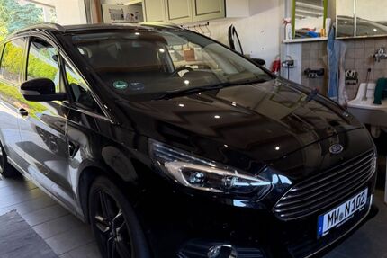 Ford S-Max 79.000 km 13.999 &euro; Burgstädt 09217