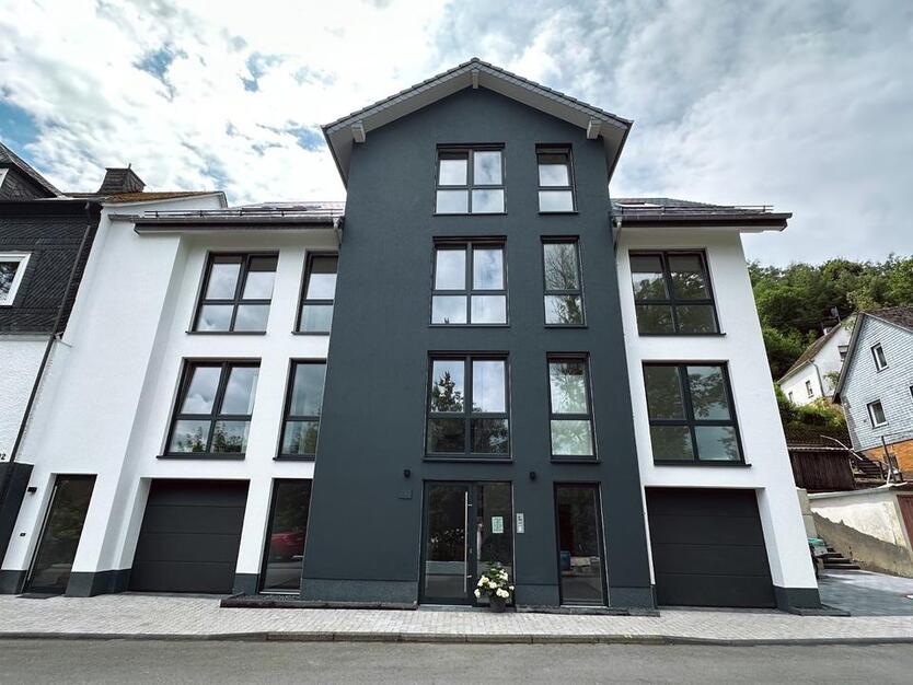 Exklusive 2ZKB Wohnung mit Balkon