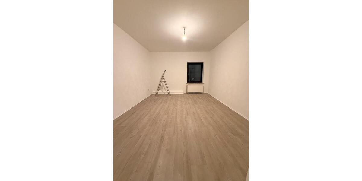 Dachgeschoßwohnung Herne Wanne-Bickern - 6 Zimmer, 130 m&sup2;, 1.400&euro; | Angebot:24935017