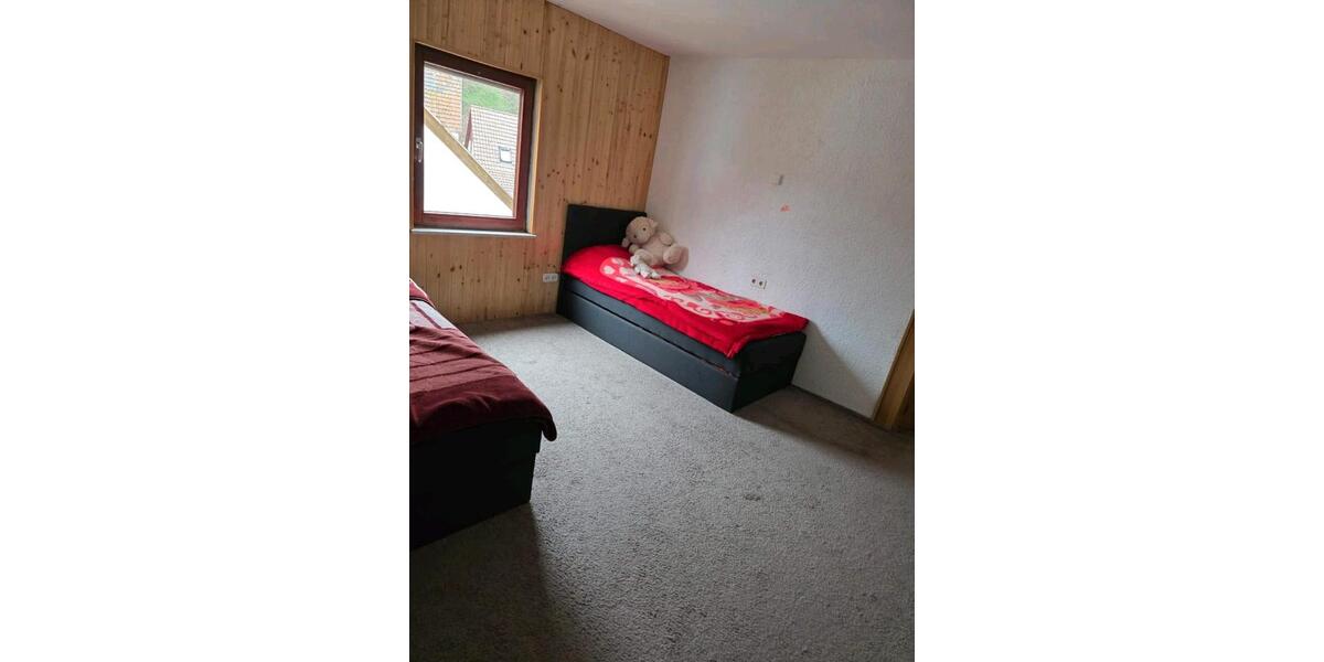 Mehrfamilienhaus, Wohnhaus Gernsbach - 14 Zimmer, 328 m&sup2;, 370.000&euro; | Angebot:26196900