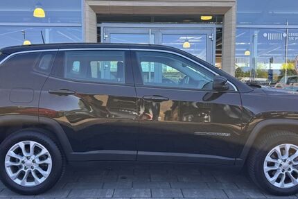 Jeep Compass 37.600 km 23.890 &euro; Aschaffenburg 63741