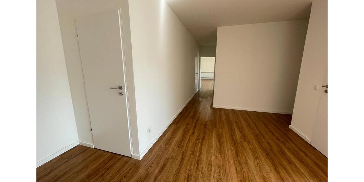 Bungalow Schloß Holte-Stukenbrock Stukenbrock - 5 Zimmer, 140 m&sup2;, 1.550&euro; | Angebot:26318920