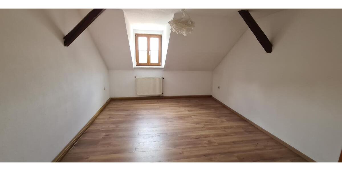 schöne gemütliche 2-Zimmer-Wohnung in Stadtmitte Stadtroda´s - Etagenwohnung Stadtroda | Angebot:27156294
