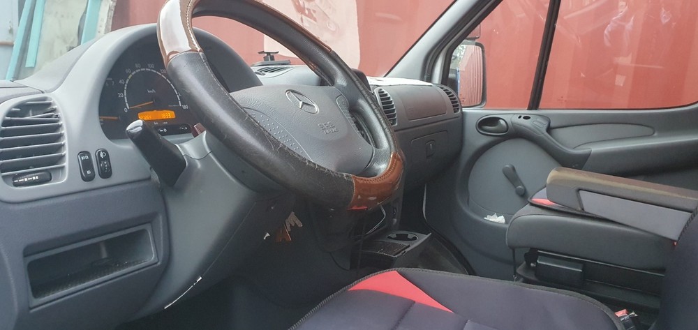 Mercedes-Benz Sprinter 432.000 km 3.900 € Hamburg 20038