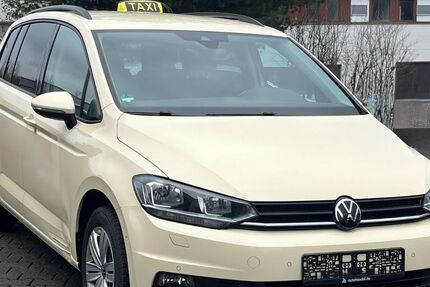 VW Touran 149.911 km 19.111 &euro; Arnsberg 59757