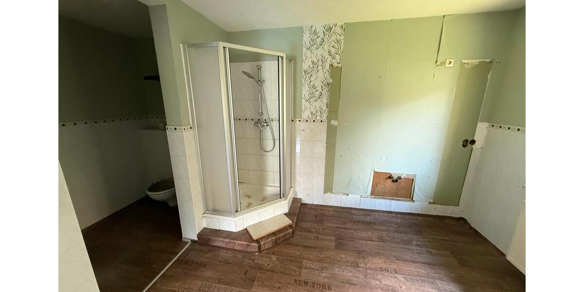 Bungalow Neuhausen/Spree Spree - 7 Zimmer, 234 m&sup2;, 279.000&euro; | Angebot:27083385