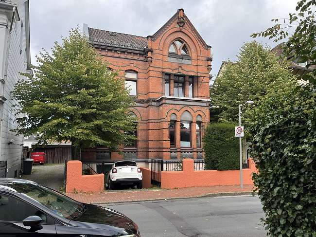 Haus zum Kaufen in Lüdenscheid 465.000 € 324 m²