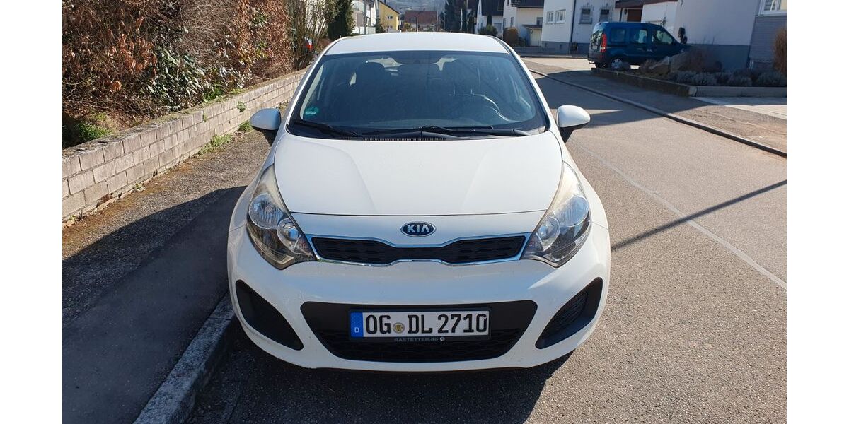 Kia Rio 164.800 km 4.900 &euro; Ringsheim 77975
