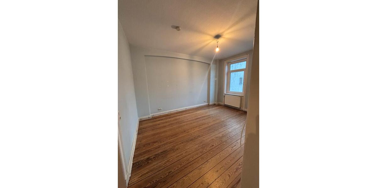 Etagenwohnung Lübeck Sankt Gertrud - 4 Zimmer, 90 m&sup2;, 1.260&euro; | Angebot:25146542