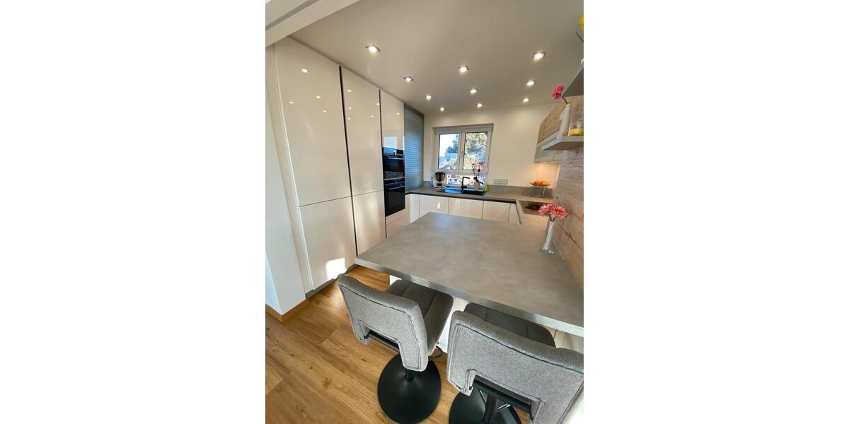 Maisonettenwohnung Marktoberdorf - 5 Zimmer, 180 m&sup2;, 2.050&euro; | Angebot:25150811