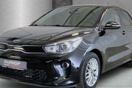 Kia Rio 38.000 km 12.350 € Braunschweig 38126