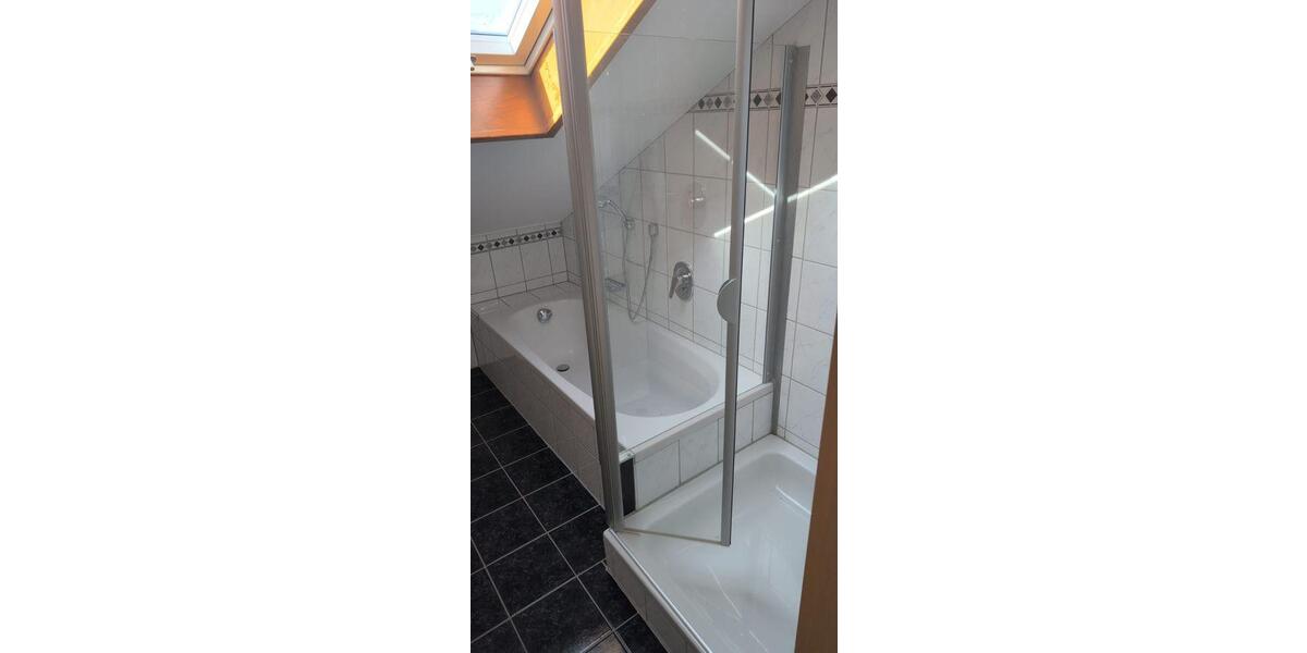 Dachgeschoßwohnung Kirchberg im Wald - 2 Zimmer, 55 m&sup2;, 350&euro; | Angebot:26413789