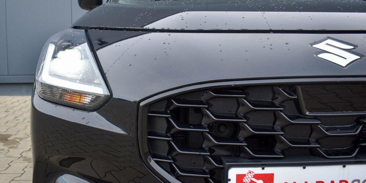 Suzuki Swift Club 1.2l M/T Dualjet Hybrid 26.700 km 15.450 &euro; Höchberg-Würzburg 97204