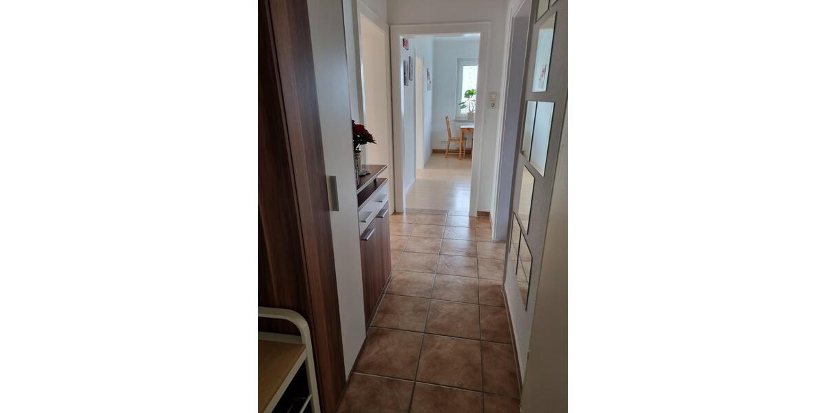 Helle 3 Zimmerwohnung mit Balkon 3 zimmer