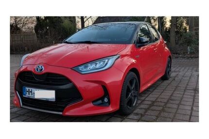 Toyota Yaris 50.000 km 18.750 &euro; Struvenhütten 24643
