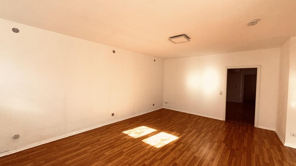 Etagenwohnung Meißen - 3 Zimmer, 110 m&sup2;, 660&euro; | Angebot:26336990