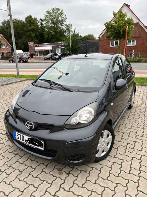 Toyota Aygo (X) 71.000 km 4.250 € Stade 21680