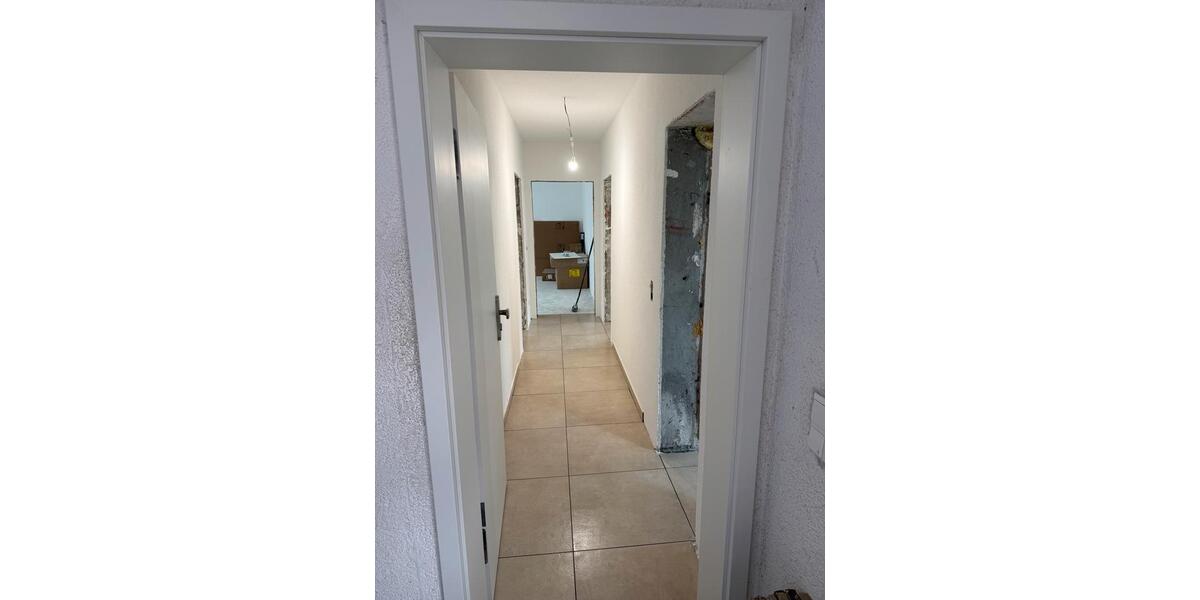 Erdgeschoßwohnung Germersheim - 3 Zimmer, 90 m&sup2;, 1.260&euro; | Angebot:25456660