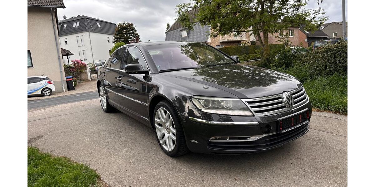 VW Phaeton 149.000 km 9.800 &euro; aachen 52068