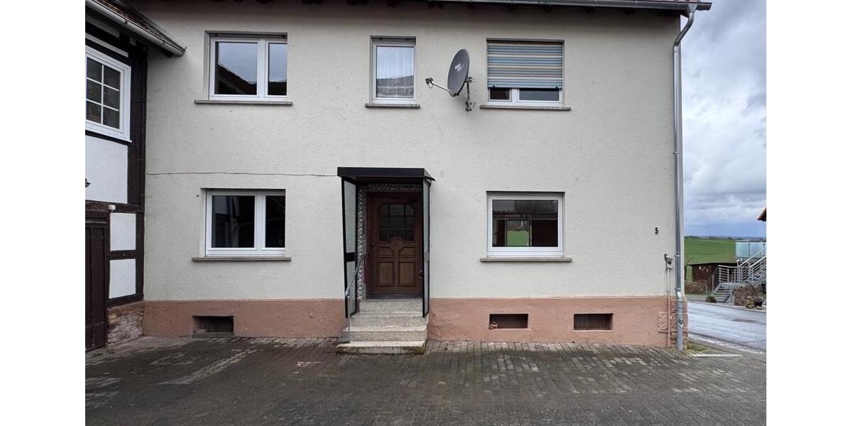 Einfamilienhaus Amöneburg - 7 Zimmer, 160 m&sup2;, 900&euro; | Angebot:25641968