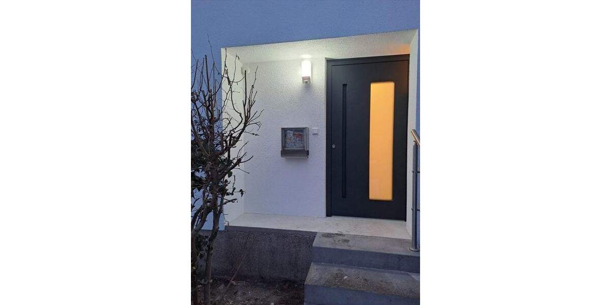 Reihenmittelhaus Nürnberg / Eibach Röthenbach b Schweinau - 4 Zimmer, 82 m&sup2;, 1.500&euro; | Angebot:25567869