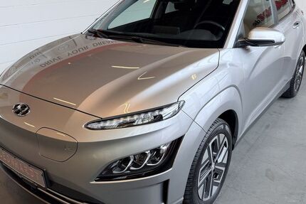 Hyundai KONA 9.987 km 19.990 &euro; Stolberg 52223