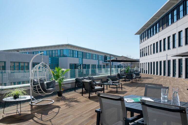 Moderne Offices und Coworking mit Dachterrasse - All-in-Miete