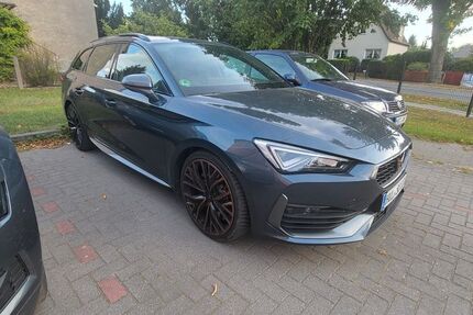 Cupra Leon 45.000 km 27.600 &euro; Brieselang 14656