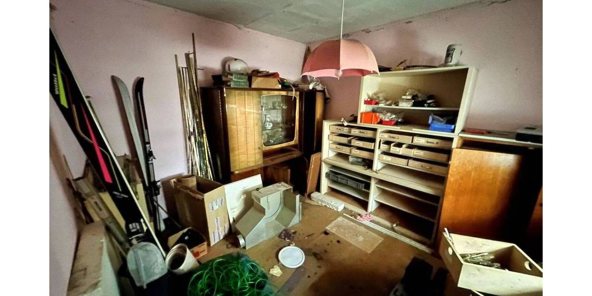 Einfamilienhaus Straubing - 7 Zimmer, 200 m&sup2;, 350.000&euro; | Angebot:26684150