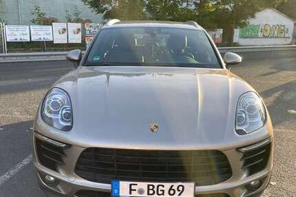 Porsche Macan 190.000 km 29.000 &euro; München 81825