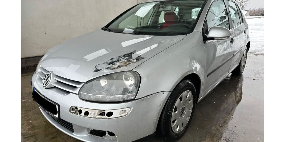 VW Golf 280.000 km 990 &euro; Tiefenbach b. Passau 94113