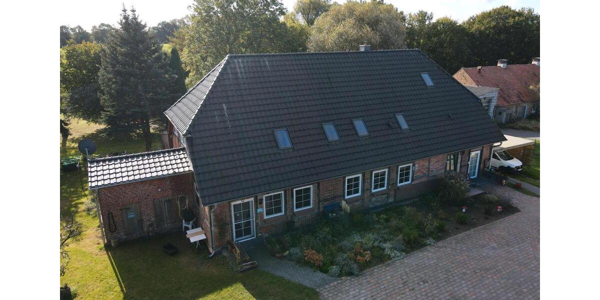 Mehrfamilienhaus, Wohnhaus Tarnow - 8 Zimmer, 280 m&sup2;, 435.000&euro; | Angebot:26415137