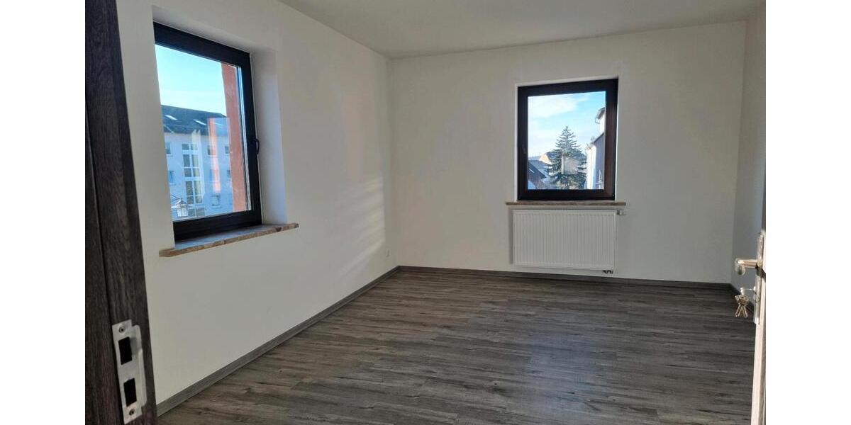 Etagenwohnung Grafenwöhr - 2 Zimmer, 80 m&sup2;, 750&euro; | Angebot:26201744