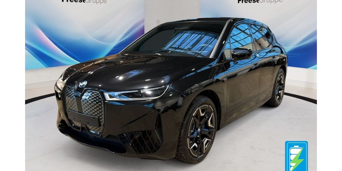 BMW iX 25.300 km 50.990 &euro; Oldenburg 26135