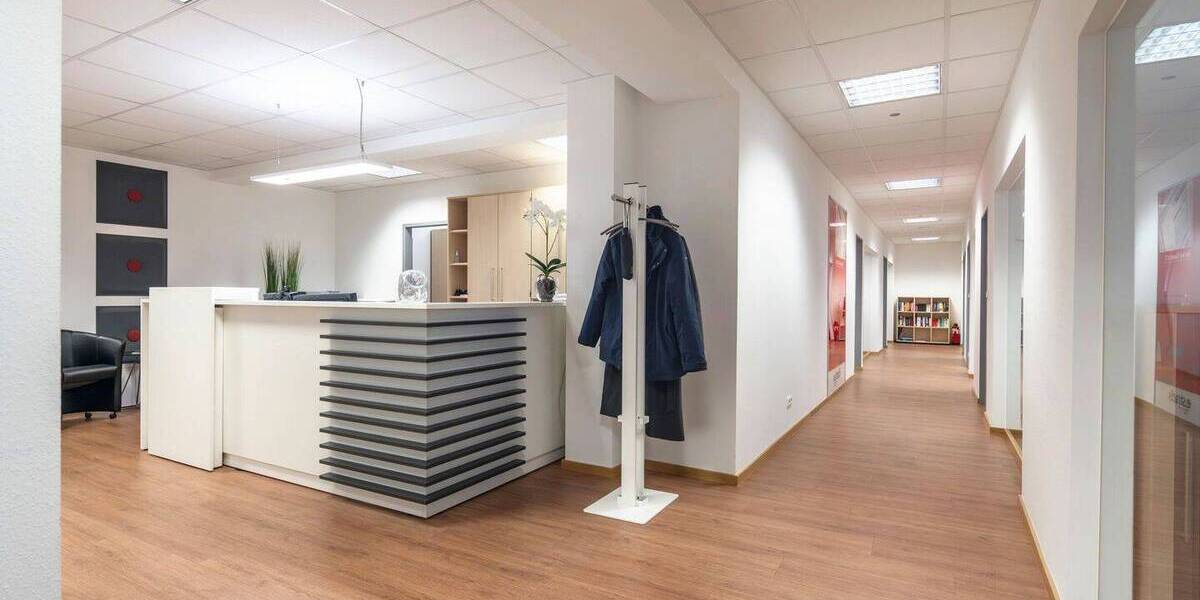Gewerbeobjekt Augsburg Innenstadt - 7 Zimmer, 350 m&sup2;, 995.000&euro; | Angebot:25676416