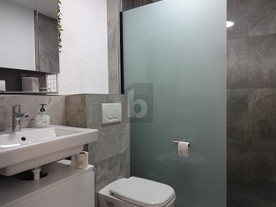 ERSTBEZUG NACH KOMPLETTSANIERUNG MIT AUSSICHT 3 zimmer