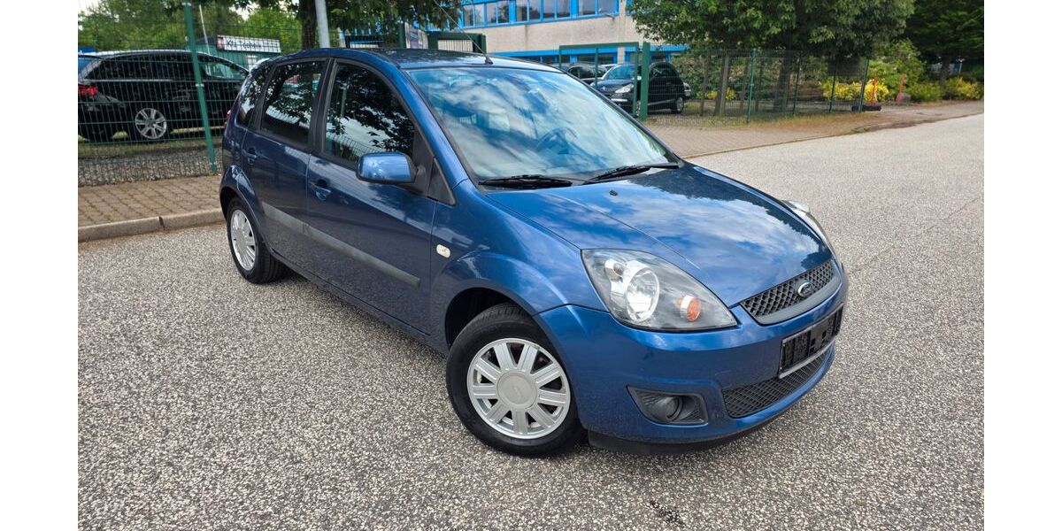 Ford Fiesta 132.000 km 2.999 &euro; HENSTEDT ULZBURG 24558