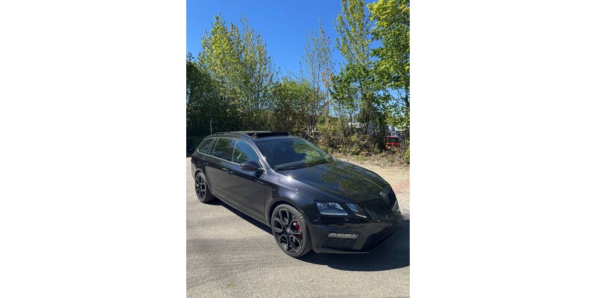 Skoda Octavia 90.000 km 26.900 &euro; Bergen 83346
