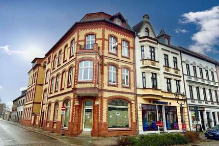 Haus zum Kaufen in Guben 245.000 € 365 m²