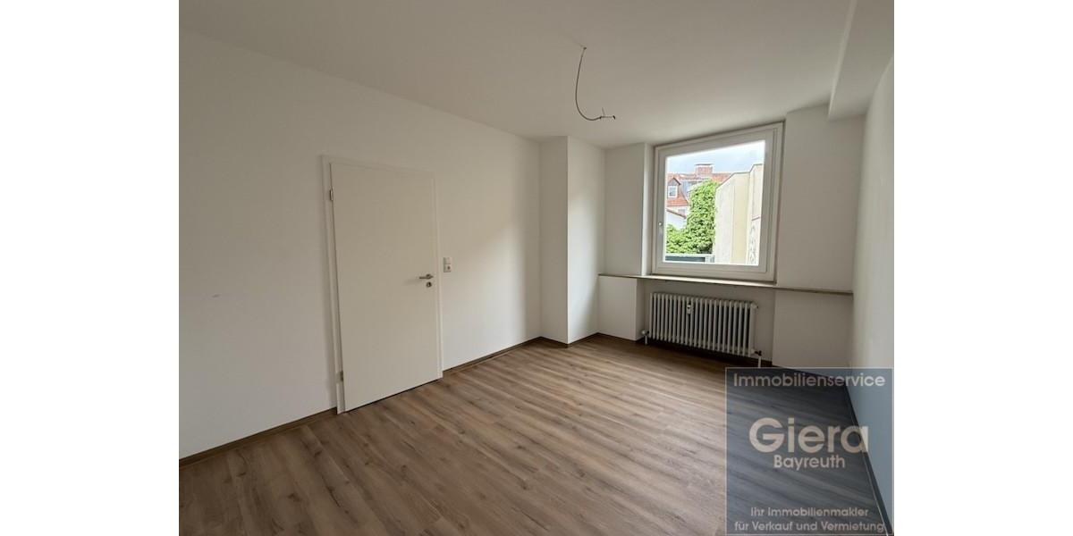 Etagenwohnung Bayreuth City - 1 Zimmer, 15 m&sup2;, 296&euro; | Angebot:26489977