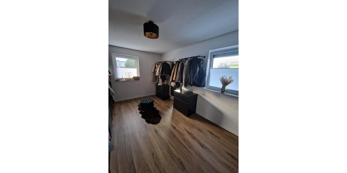 Emsbüren: Schöne helle Penthauswohnung 3 zimmer